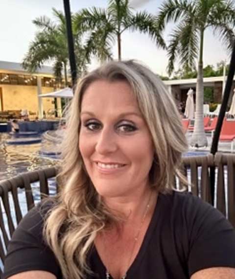 Sara Grimm - Destination Wedding Travel Agent Specializing in Punta Cana, Aruba, and Mexico All-Inclusive Weddings